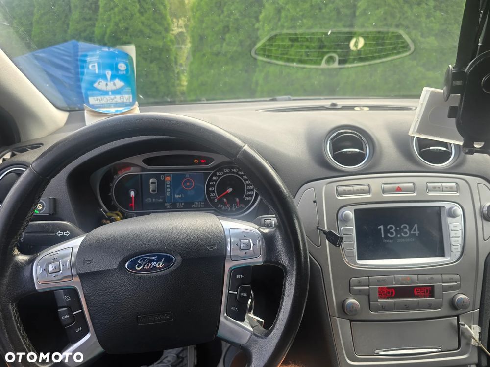 Ford Mondeo - 4