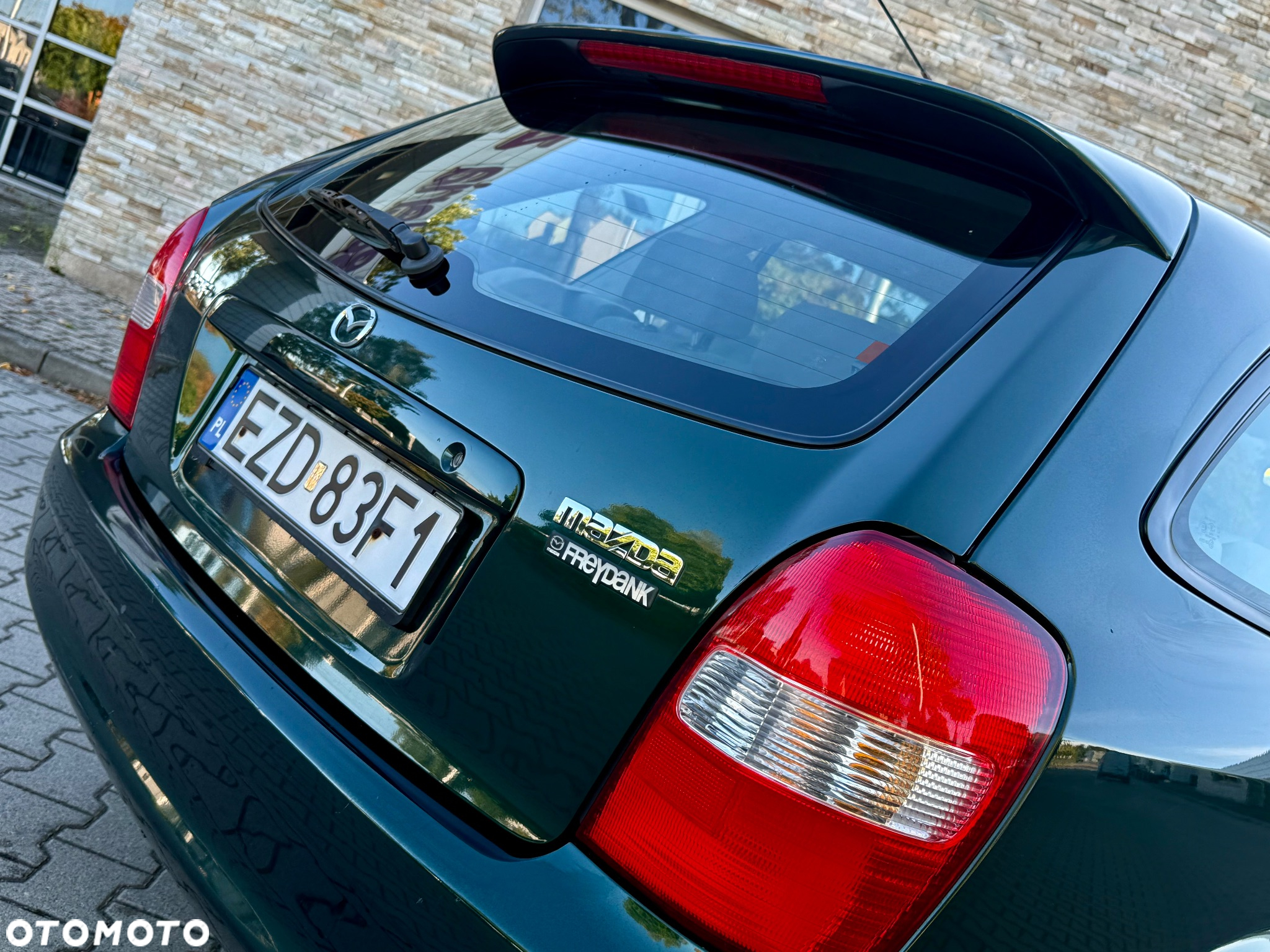 Mazda 323F 1.6 Exclusive - 20