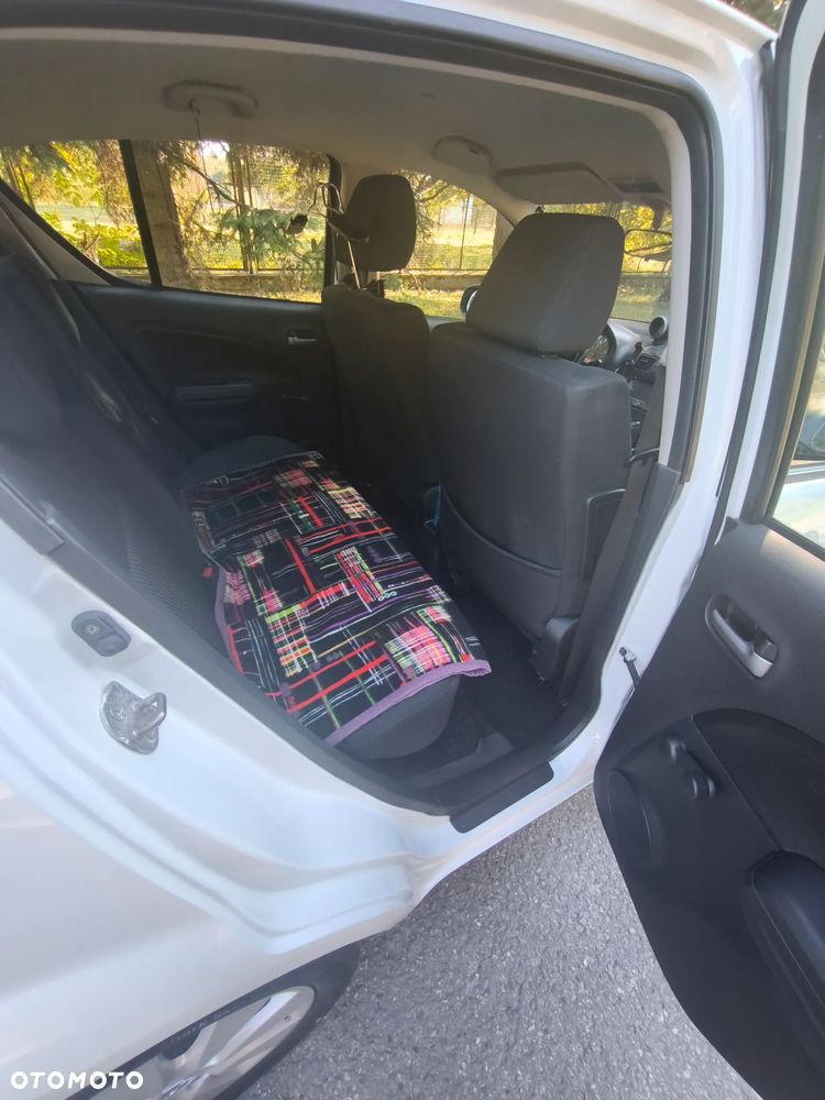 Suzuki Splash - 15