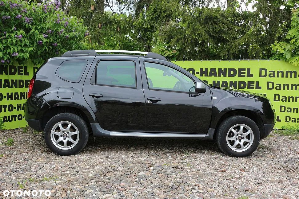 Dacia Duster 1.6 16V 4x4 Prestige - 10