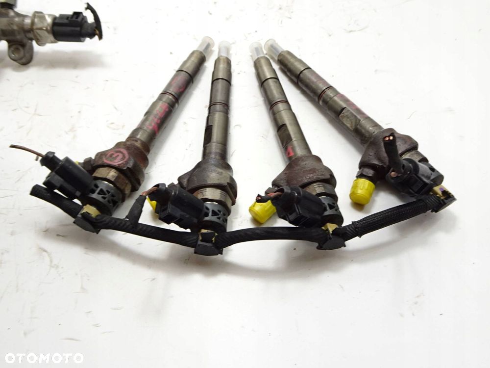 wtryskiwacze pompa zestaw kpl. vw golf vii octavia iii 1.6 tdi 105 km clh - 11