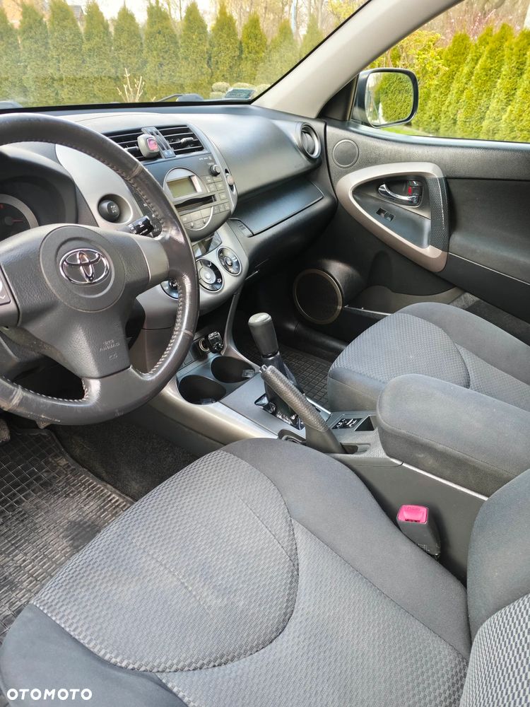 Toyota RAV4 2.0 4x4 Sol - 8