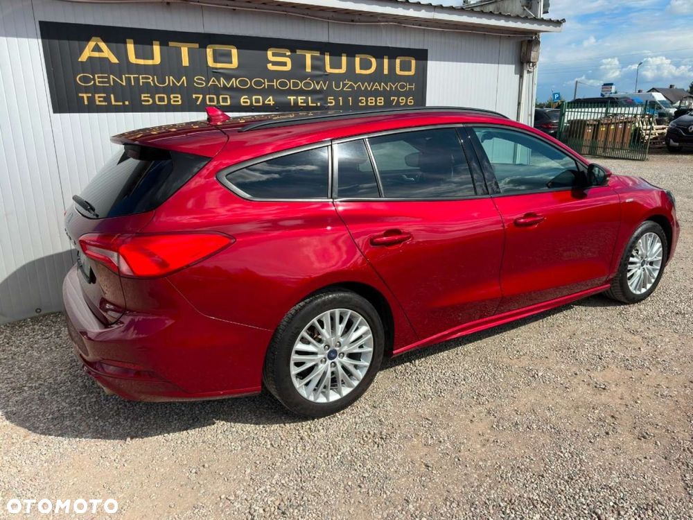 Ford Focus 1.0 EcoBoost Hybrid ST-LINE STYLE - 35