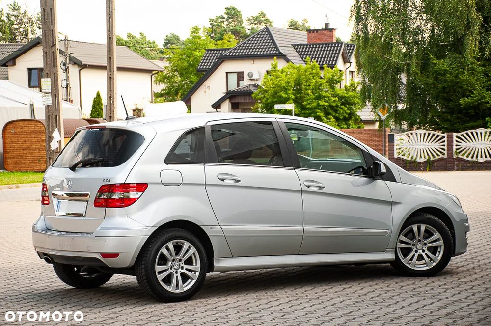 Mercedes-Benz Klasa B 180 CDI DPF Special Edition - 30