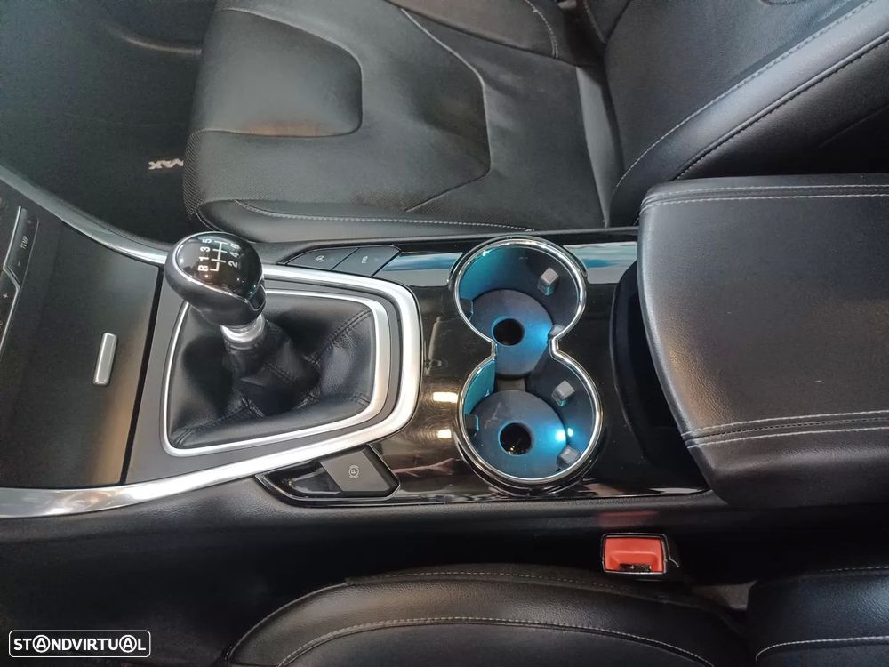 Ford S-Max 2.0 TDCi Titanium - 23