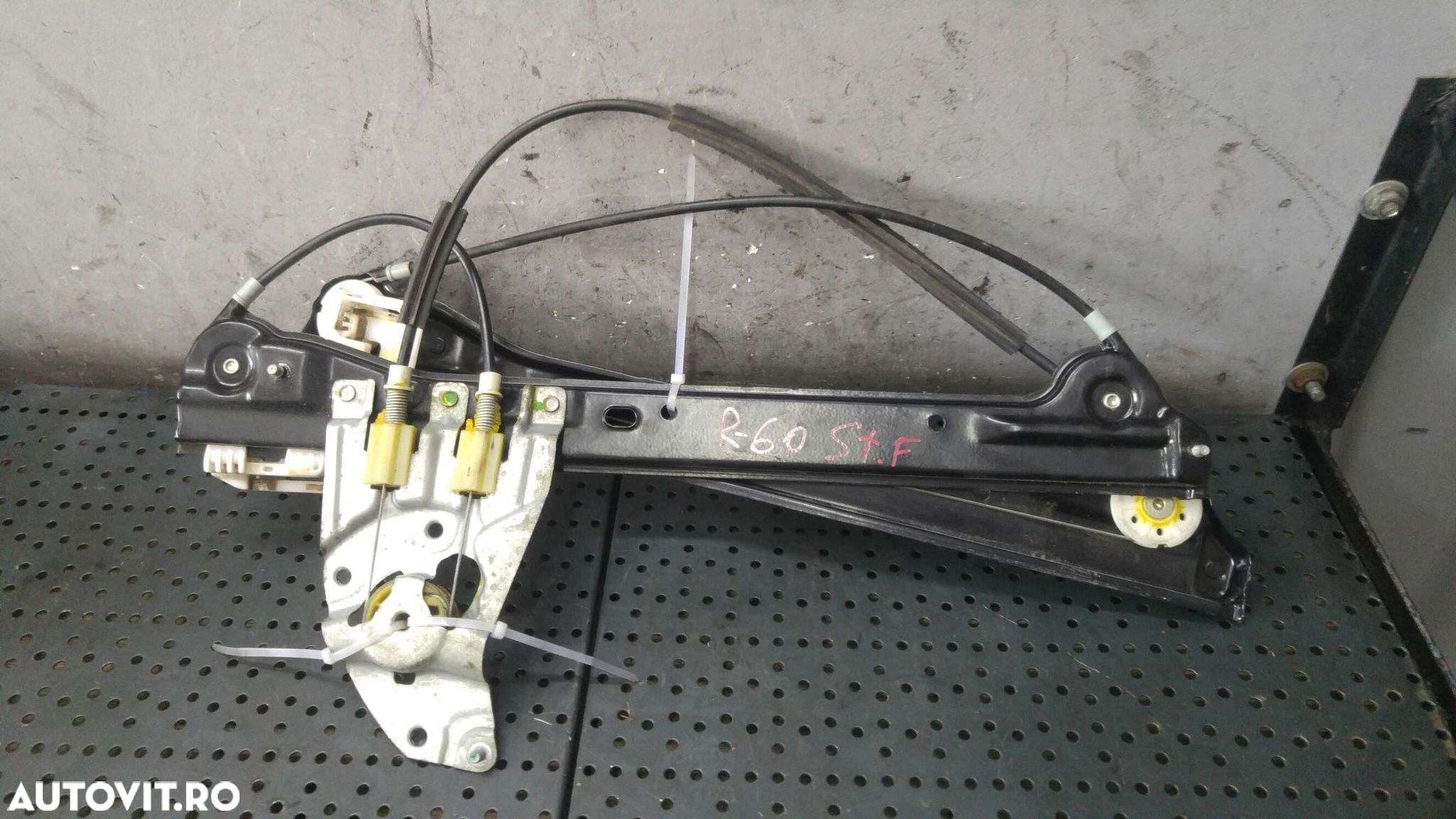 Macara geam electric stanga fata mini countryman r60 126670295 9805669 - 1