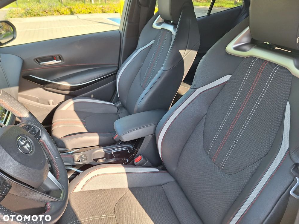 Toyota Corolla - 3