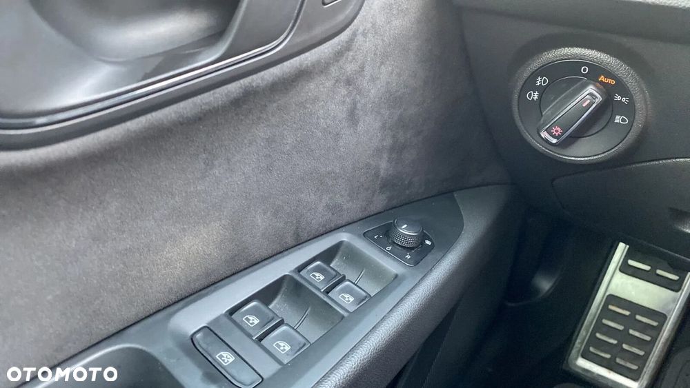 Seat Leon 1.8 TSI S&S 4Drive DSG - 24