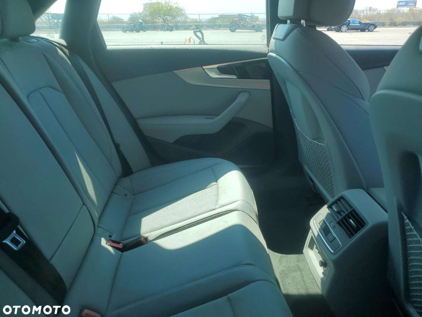 Audi A4 - 11