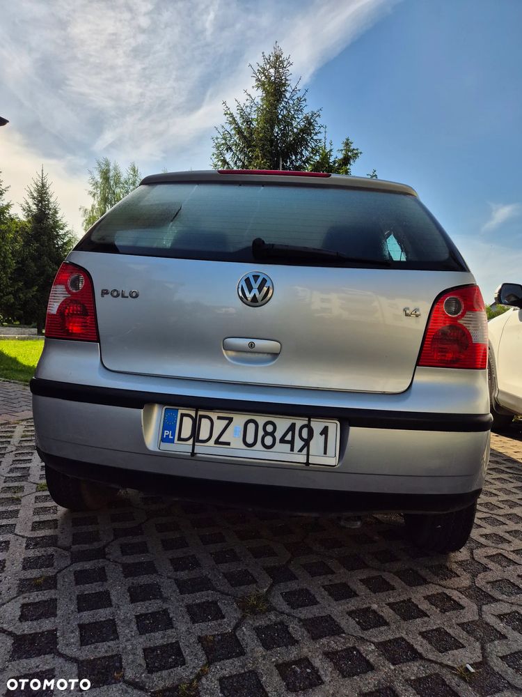 Volkswagen Polo 1.4 - 8
