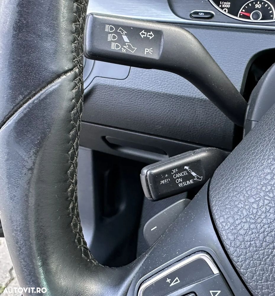 Volkswagen Passat - 17