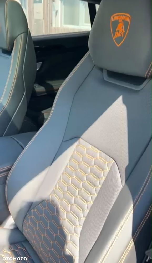 Lamborghini Urus - 7