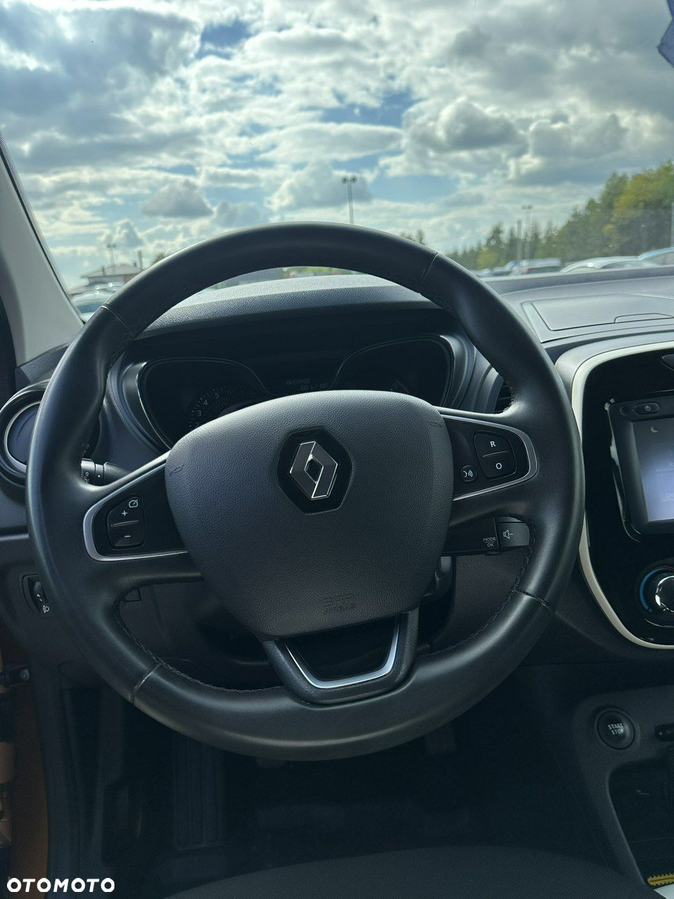 Renault Captur - 12