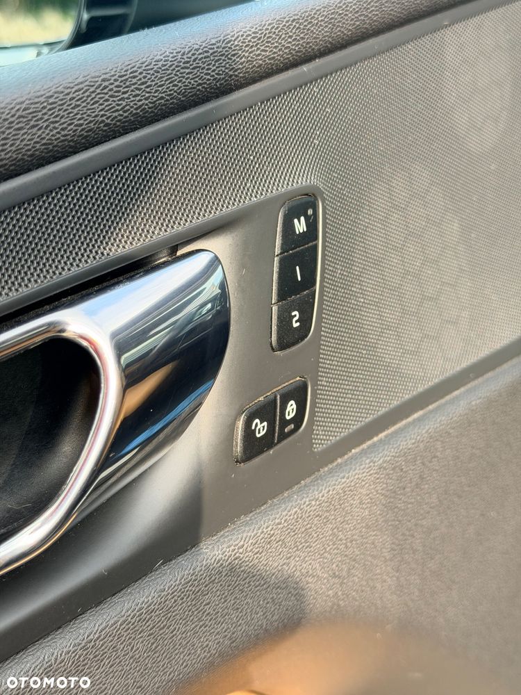 Volvo XC 60 D3 Momentum - 27