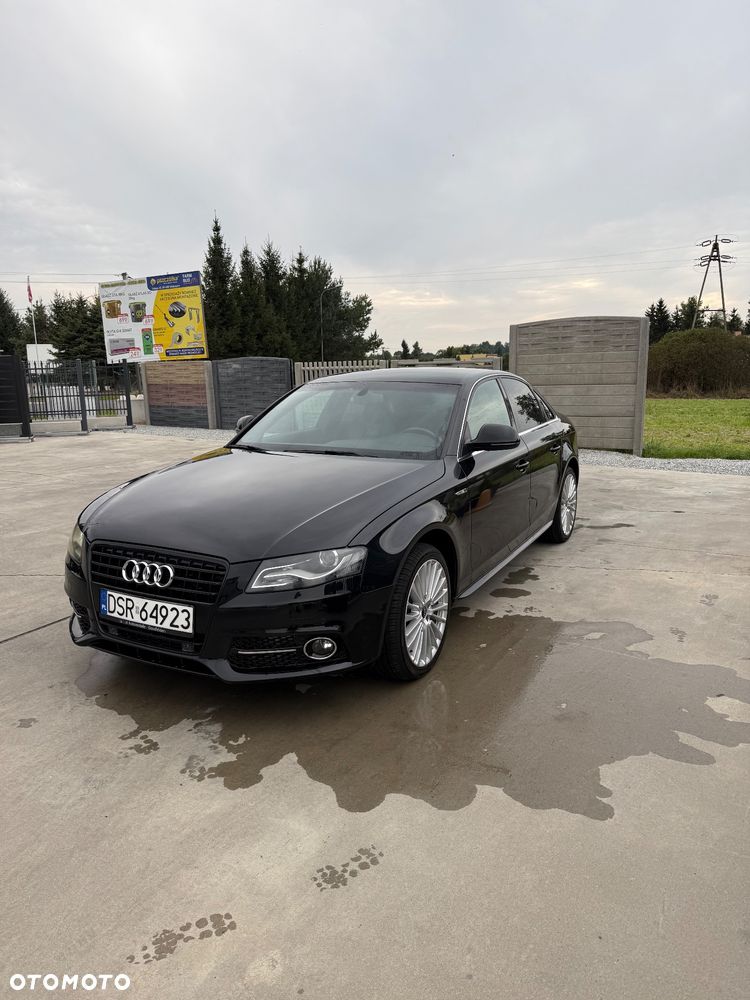 Audi A4 Limousine - 1
