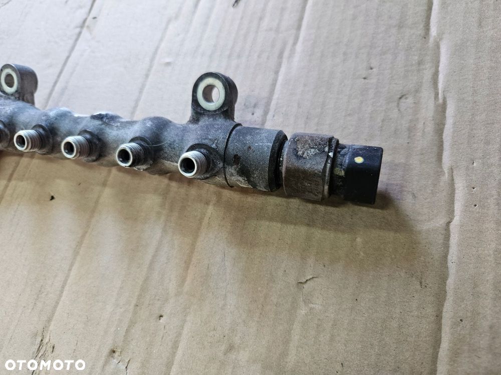 TOYOTA AVENSIS T27 09-14 D4D VERSO AURIS LISTWA WTRYSKOWA - 3