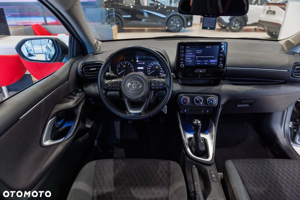 Toyota Yaris - 19