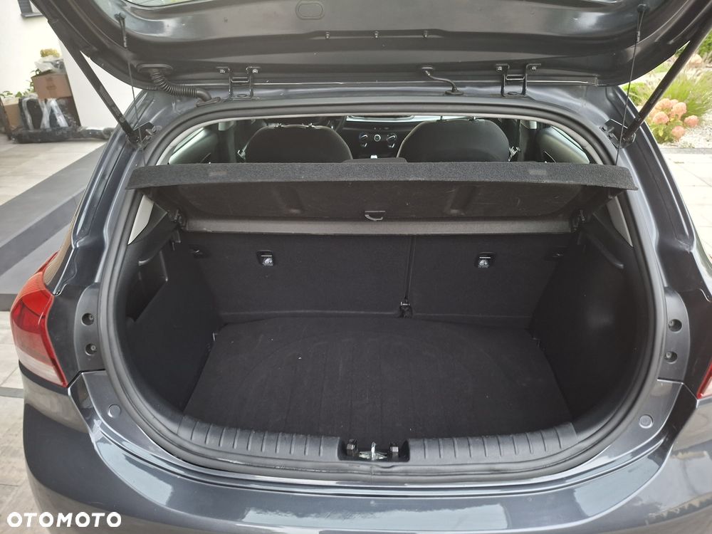 Kia Rio - 13