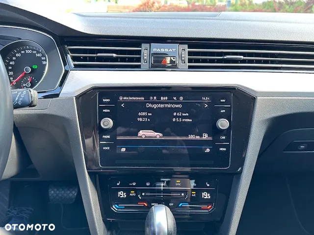 Volkswagen Passat 2.0 TDI EVO Business DSG - 16