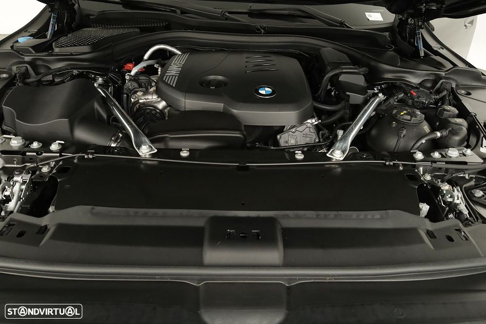 BMW 520 d Pack Desportivo M - 25