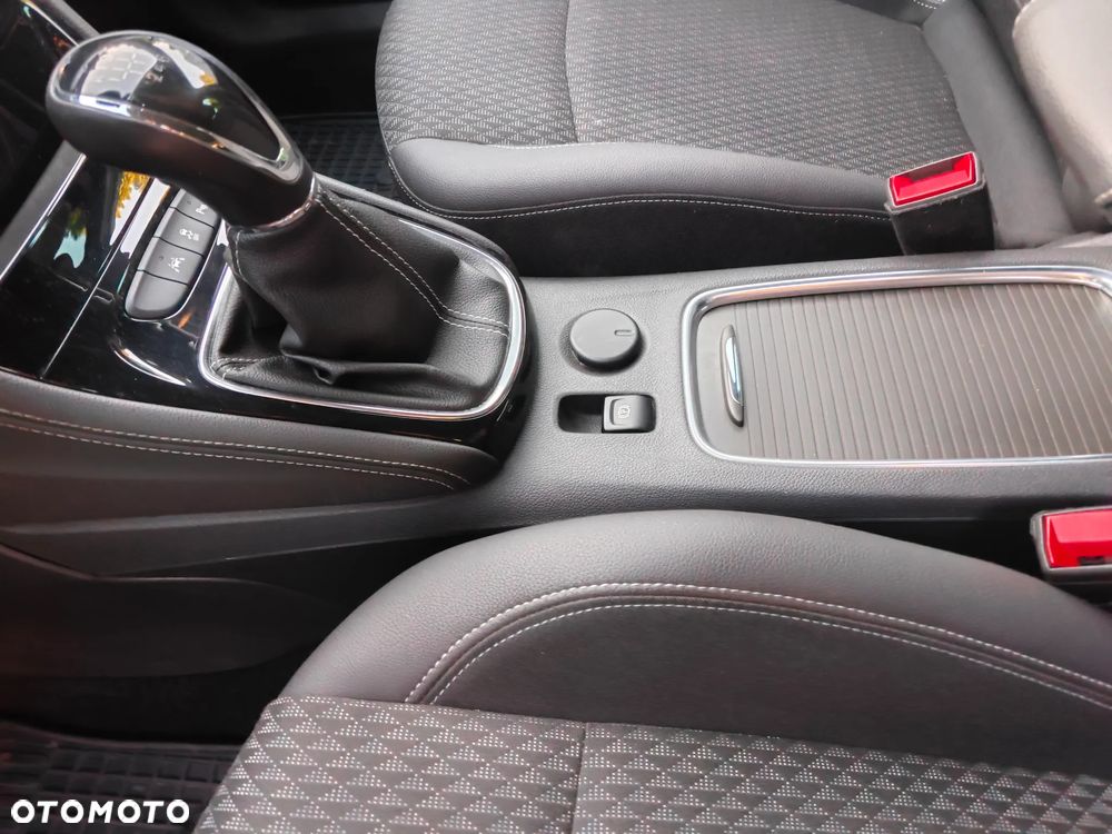 Opel Astra 1.6 CDTI Elite - 16