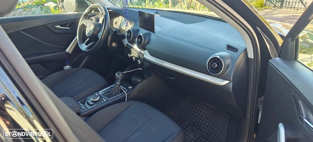 Audi Q2 30 TDI S tronic - 14