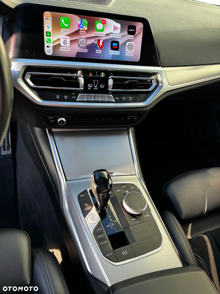 BMW Seria 3 318i M Sport - 20
