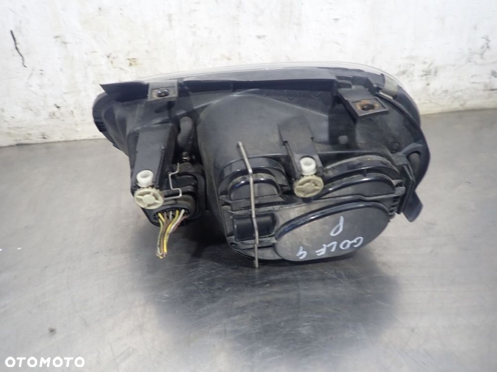 LAMPA PRAWA PRZEDNIA VOLKSWAGEN GOLF IV - 2
