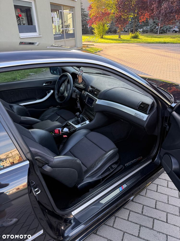 BMW Seria 3 323Ci - 27