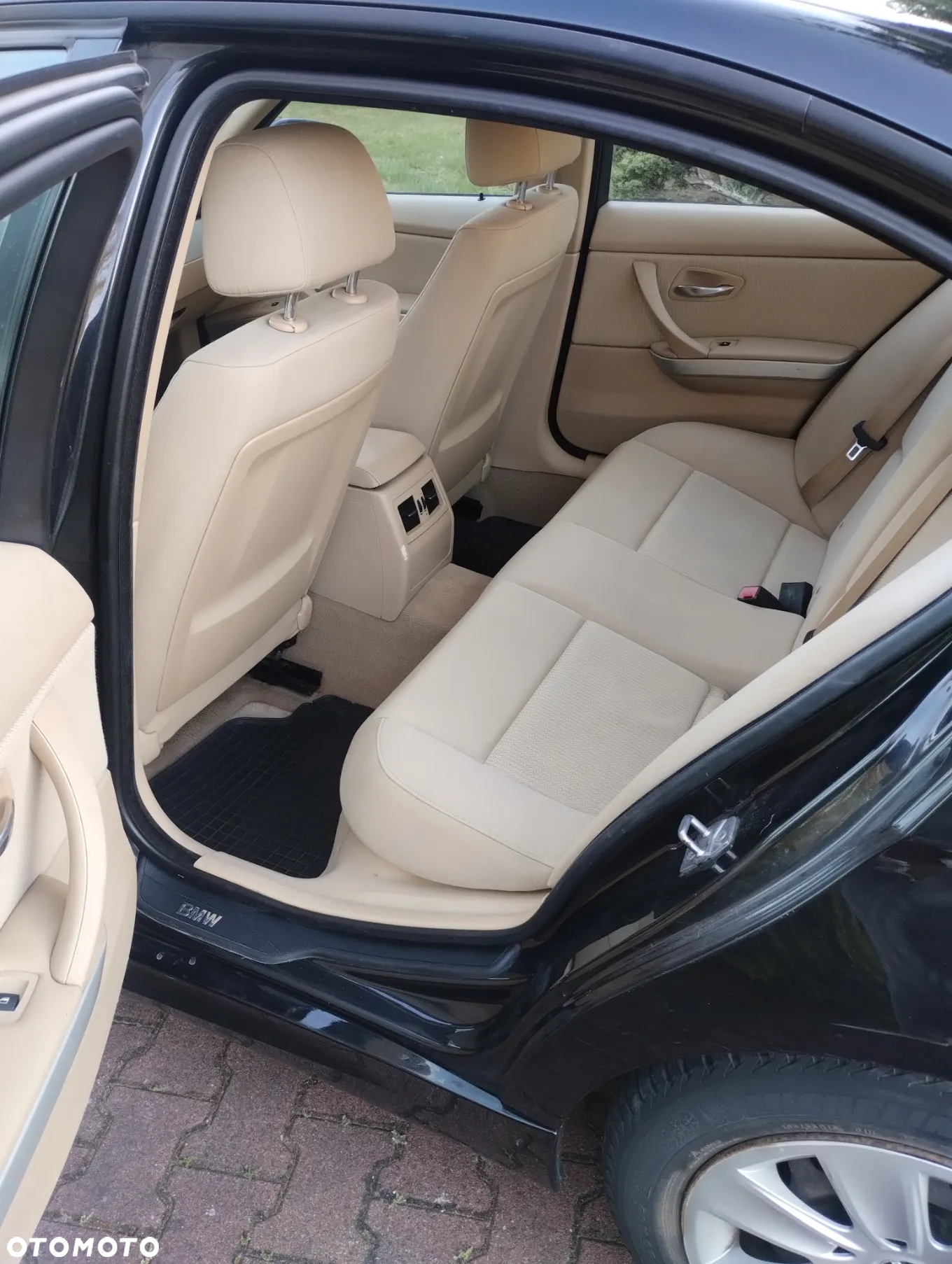 BMW Seria 3 318i - 9