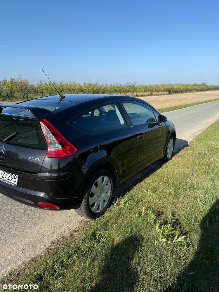 Citroën C4 1.6 16V X - 7