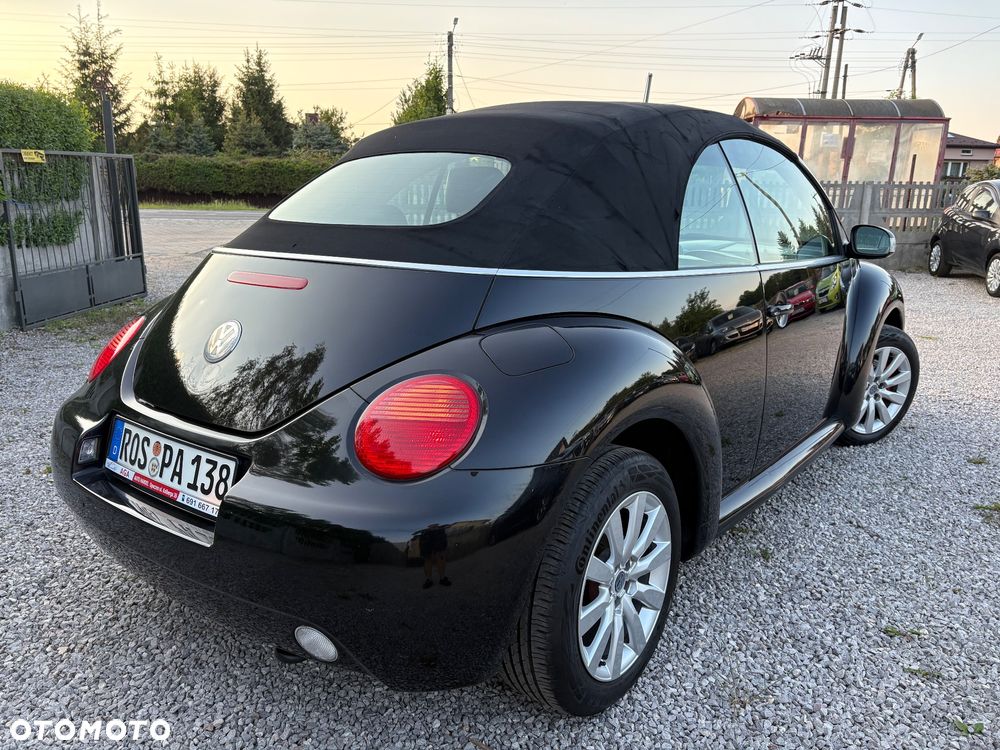 Volkswagen New Beetle - 9