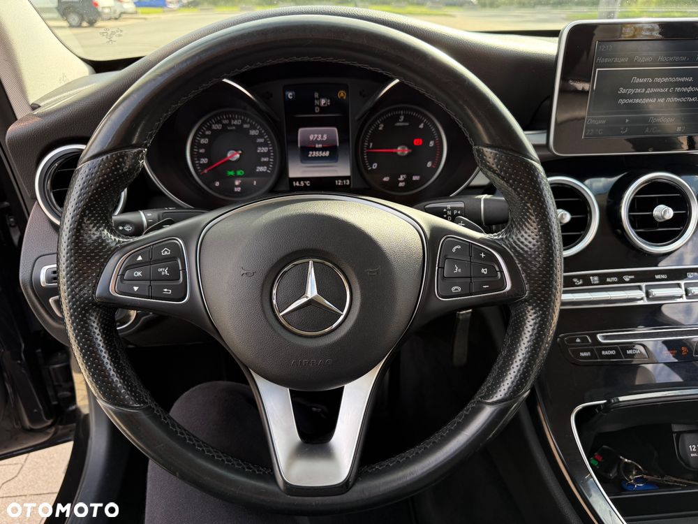 Mercedes-Benz Klasa C 220 CDI BlueEff 4-Matic Avantgarde - 22