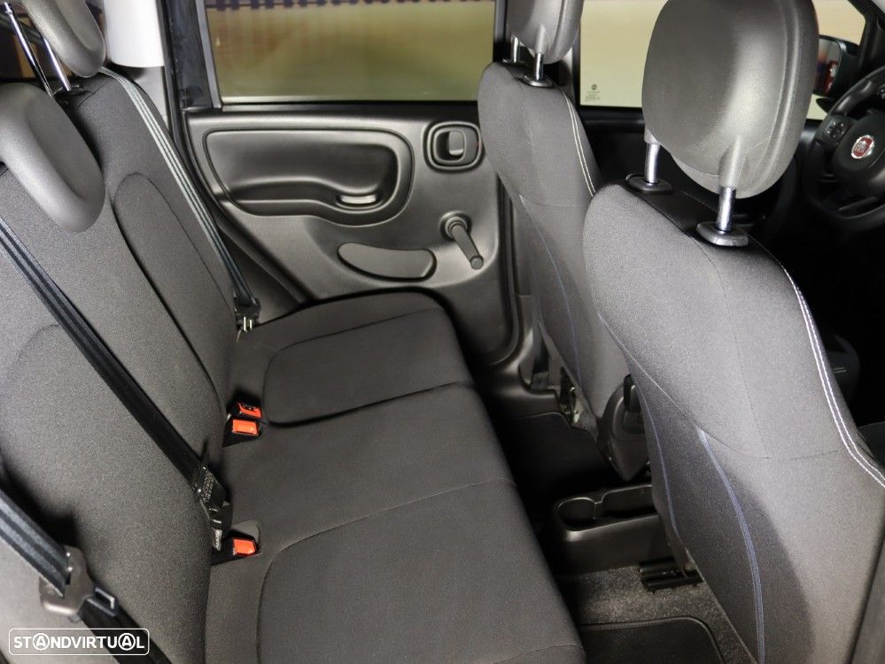 Fiat Panda 1.0 Hybrid City Cross - 10