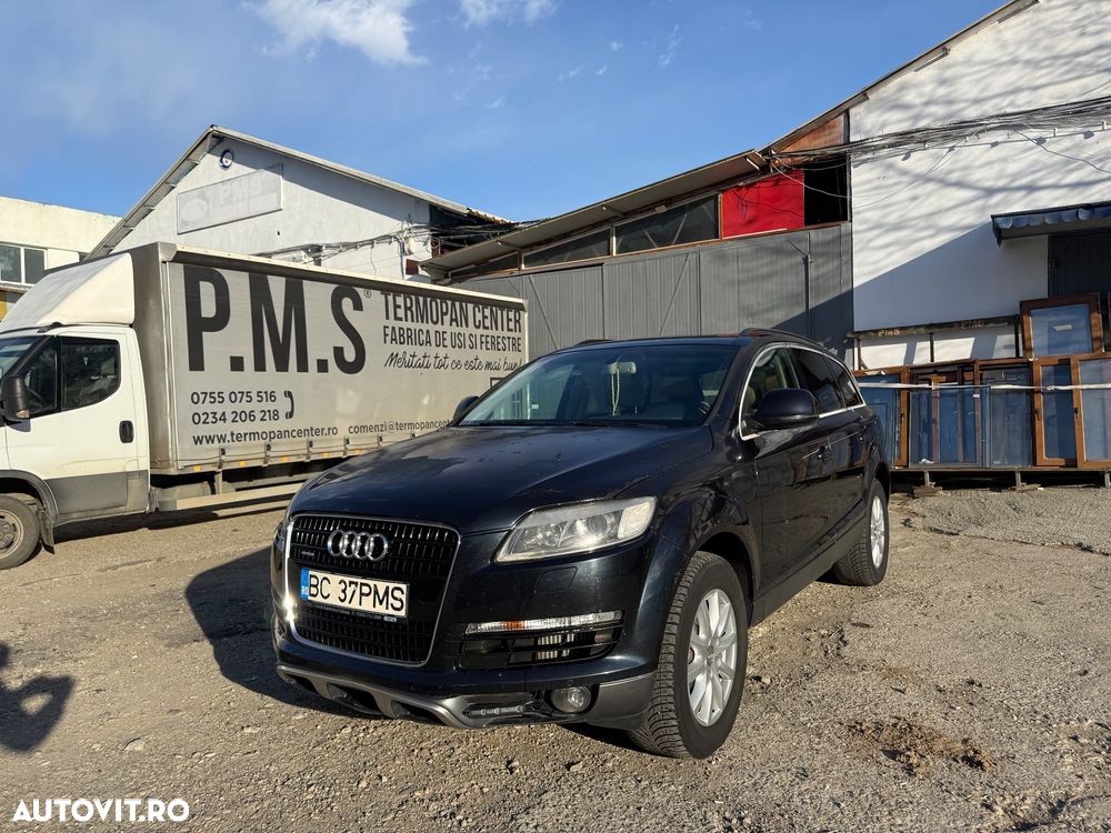 Audi Q7 - 1