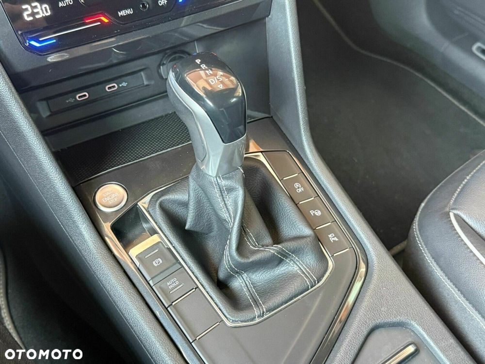 Volkswagen Tiguan - 23
