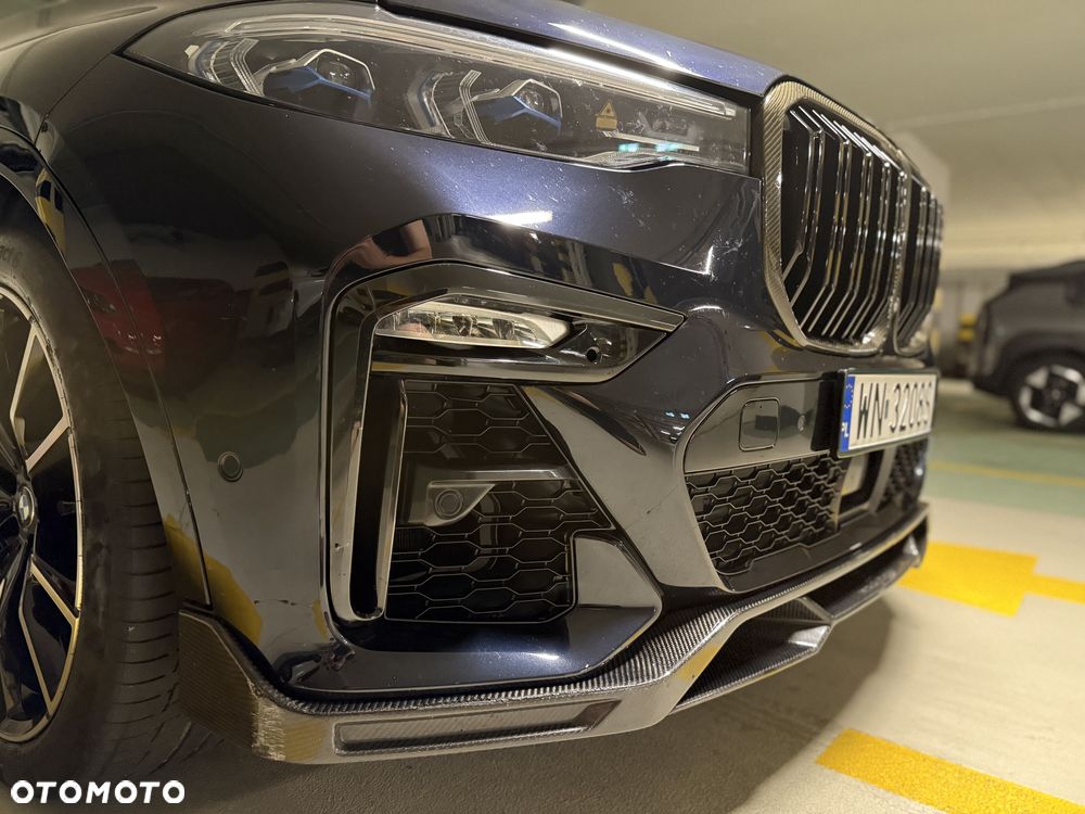 BMW X7 M50i sport - 21