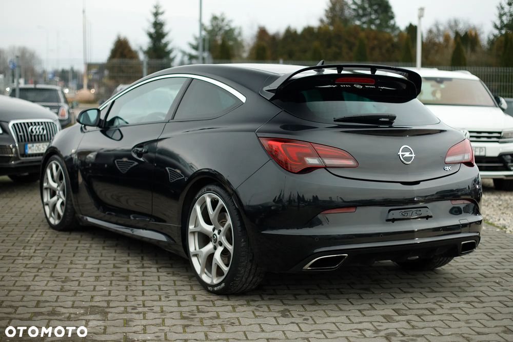 Opel Astra OPC Start/Stop - 13