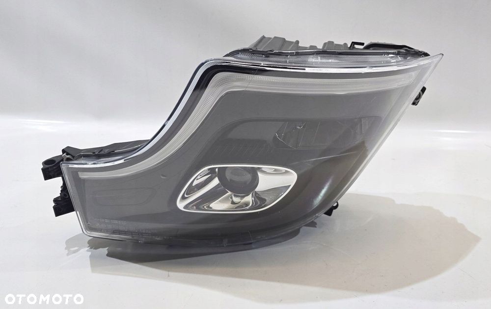 lampa przód lewy mercedes actros mp5 full led eur a9618200859 - 3