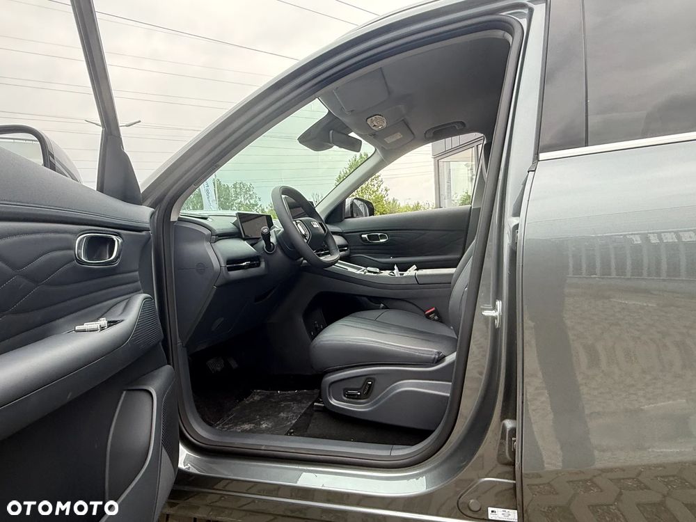 Geely Starray EM-i 1.5 PHEV Pro - 6