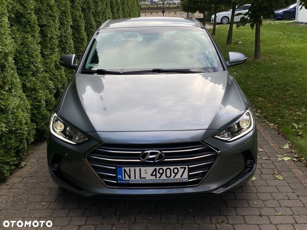 Hyundai Elantra 1.6 Style - 8