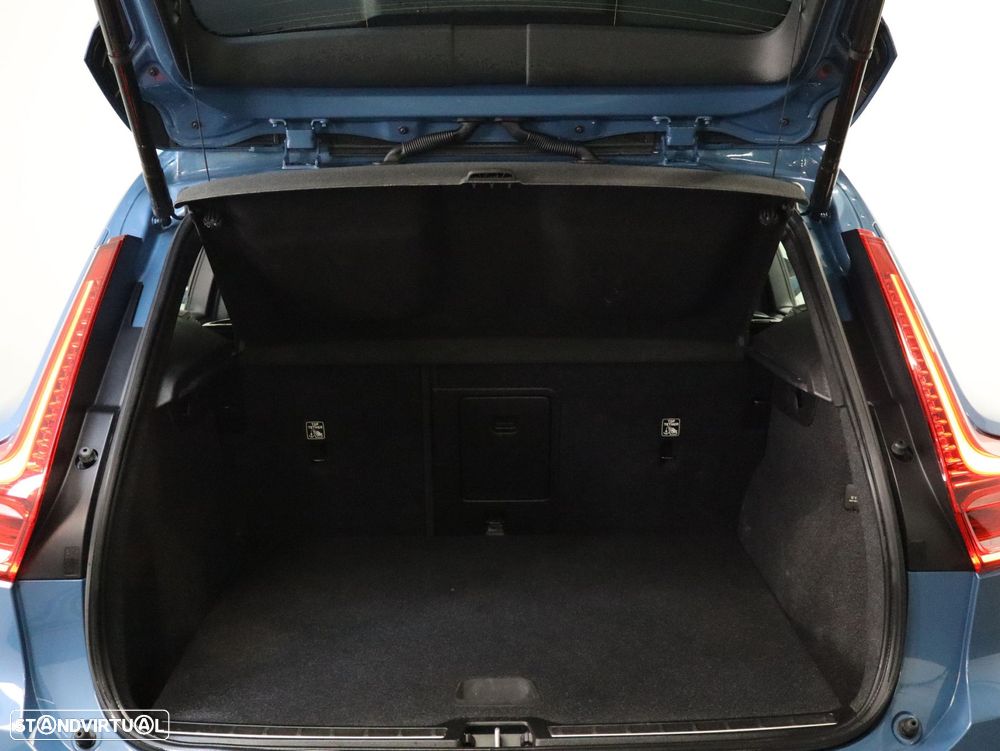 Volvo XC 40 1.5 T5 PHEV Plus Bright - 24