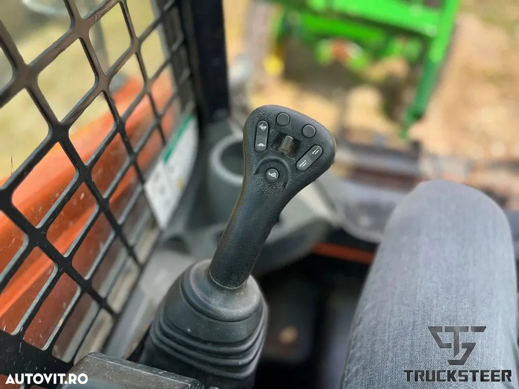 Bobcat S450 - 9