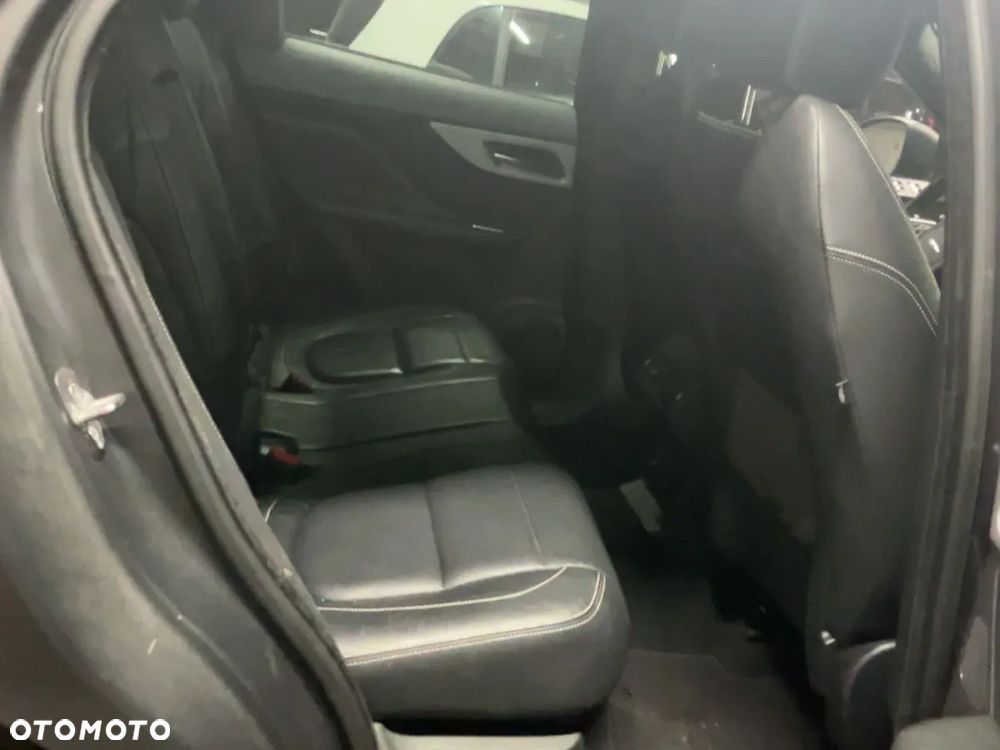 Jaguar F-Pace 2.0 i4D AWD R-Sport - 9