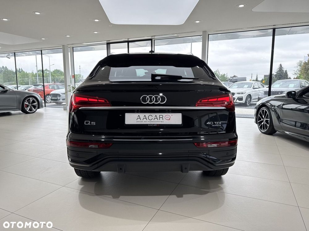Audi Q5 Sportback - 4