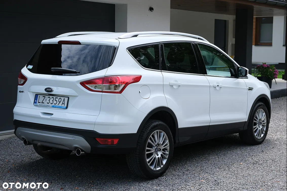 Ford Kuga 2.0 TDCi 4x4 Titanium - 11