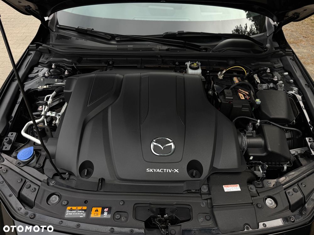 Mazda 3 2.0 mHEV Hikari - 40