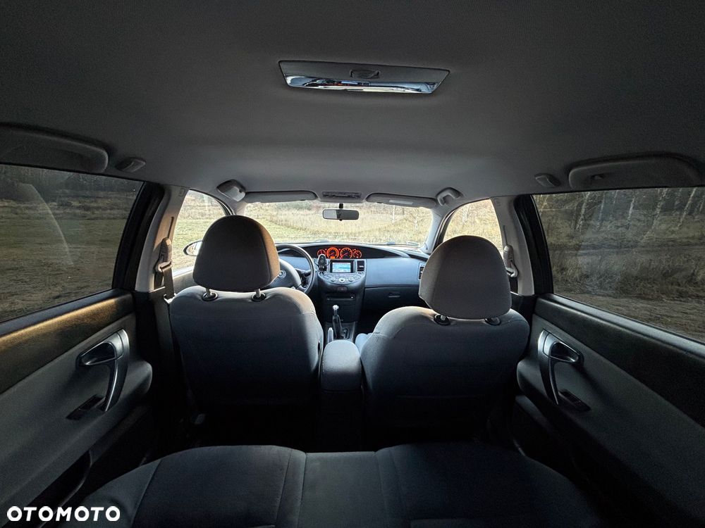 Nissan Primera Traveller 1.8 visia-plus - 13