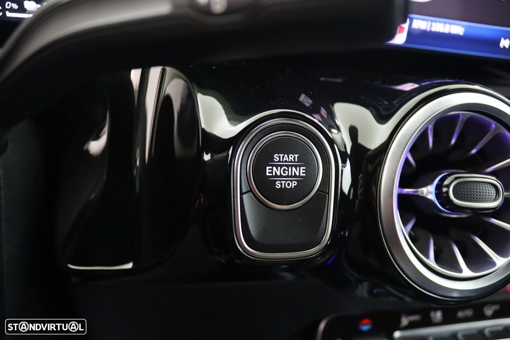 Mercedes-Benz GLA 250 e AMG Line - 17