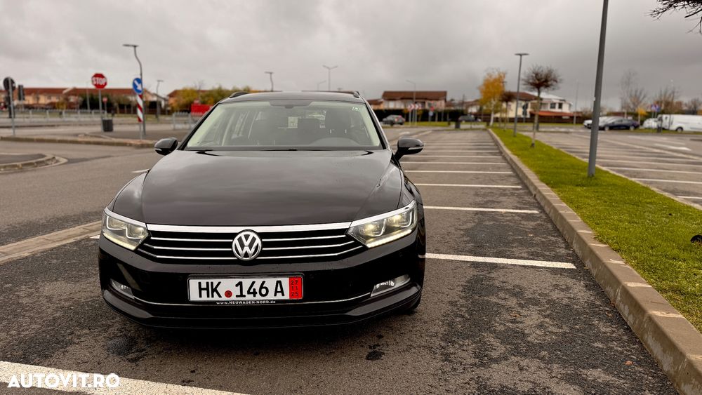 Volkswagen Passat - 4